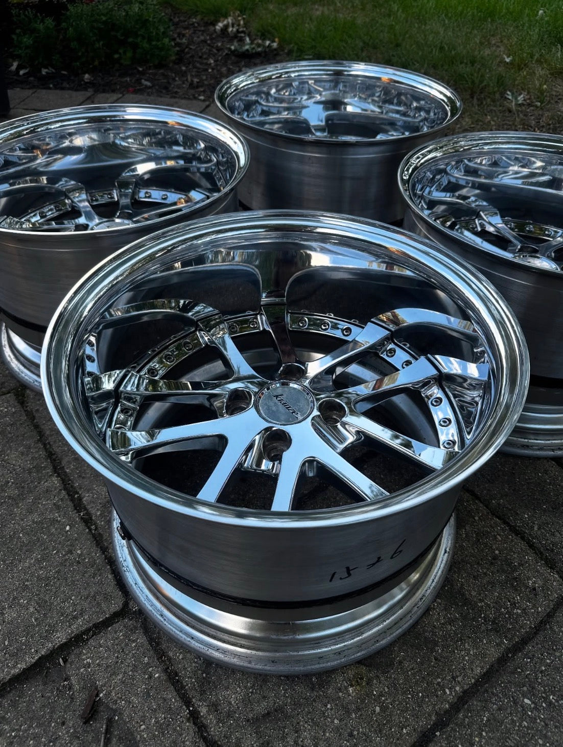 WEDS KRANZE LXZ (CUSTOM)